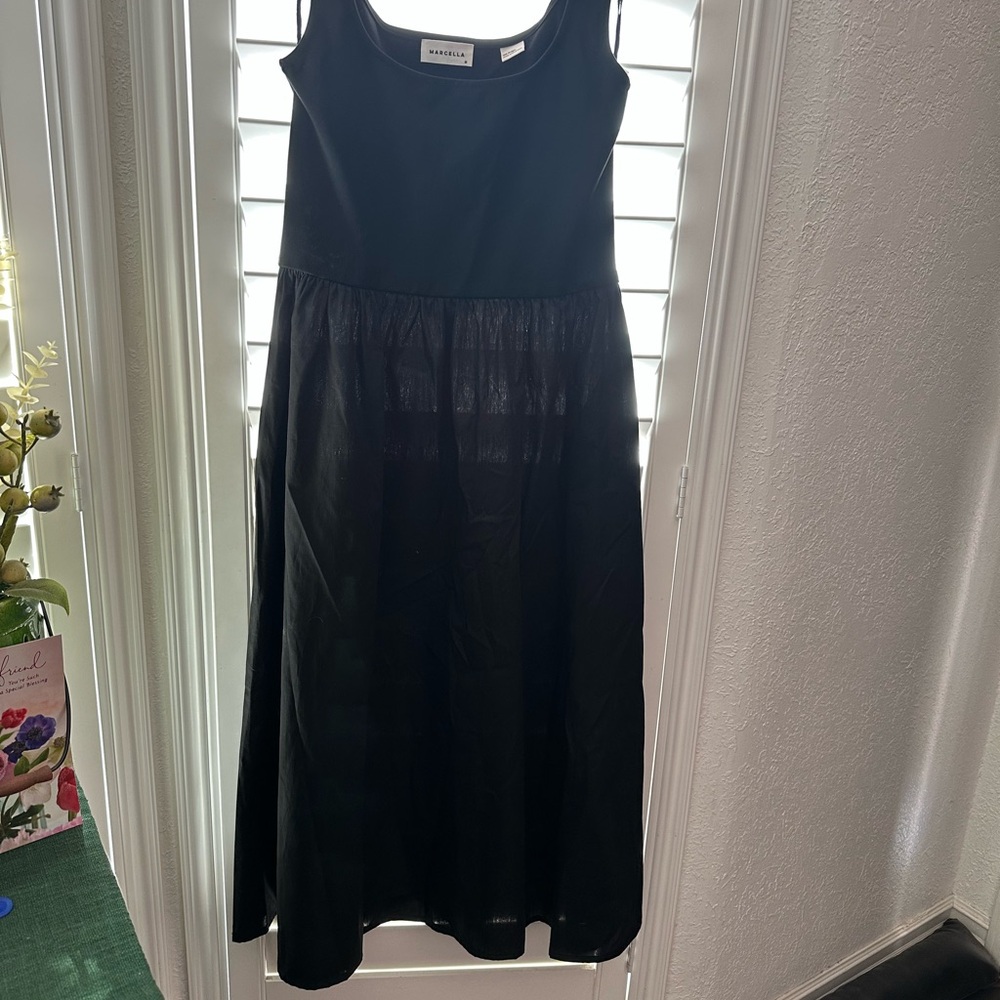 Women's Black Sleeveless Scoop Neck Maxi Dress - Picture 3 of 7